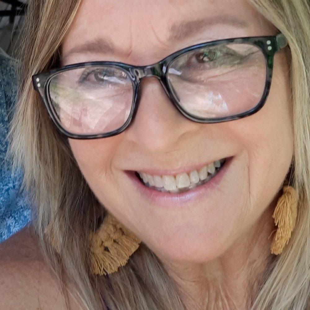Meet your Posher, Jana